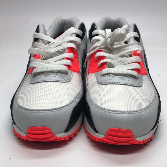 Mens Air Max 90 GTX FD5810-101 White/Black/Crimson NWOB - Picture 3 of 5
